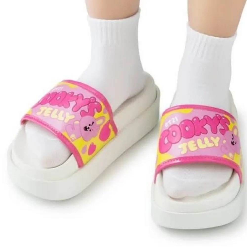 BT21 COOKY Jelly Platform Slides US 7 BTS Jungkook Kawaii Y2K Rare Slippers